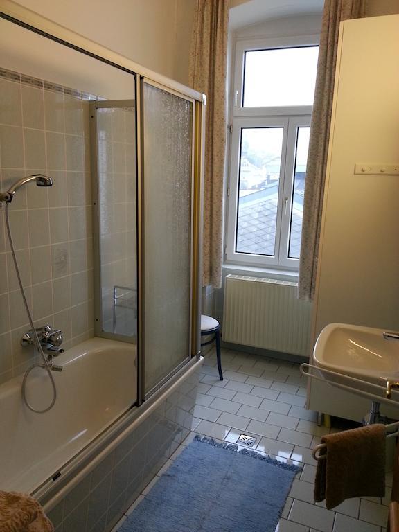 Garconniere Im Ehemaligen Hotel Austria グムンデン エクステリア 写真